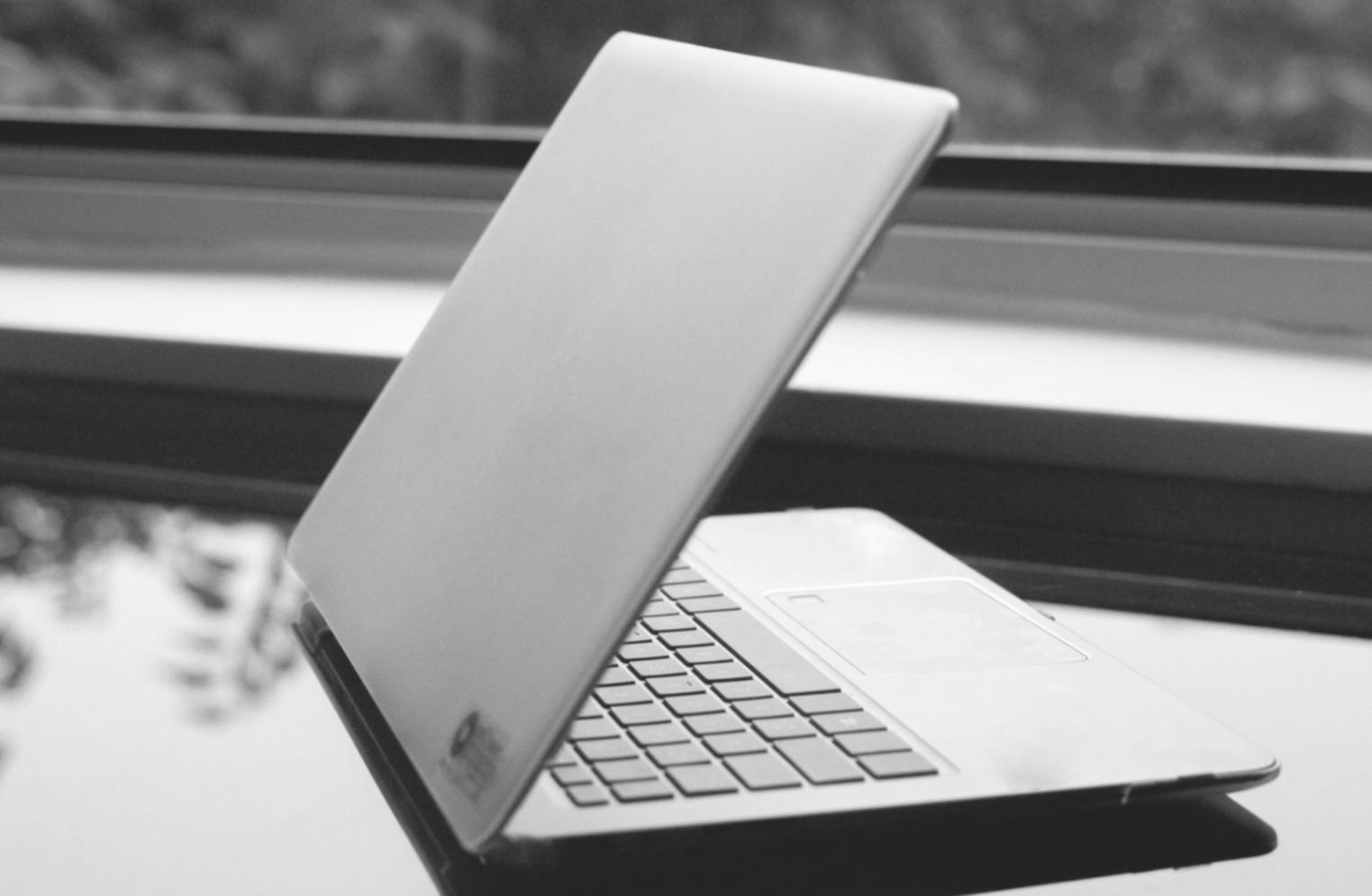 Équipe de conseillers financiers malqerivanox disponible pour support prioritaire